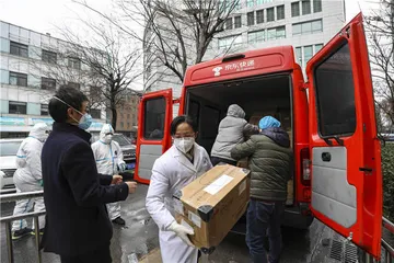 口罩送达医疗一线的路径、供应链与机制5