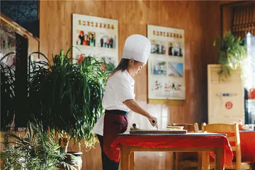 会师武汉：抢救重症患者5