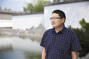 越窑秘色瓷莲花碗：生来神秘2