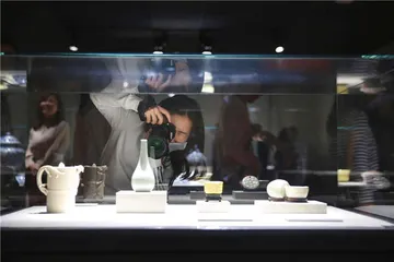 汝窑水仙盆：天青色的诱惑1