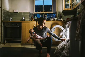 “全职妈妈”：辛酸、渴望与再出发