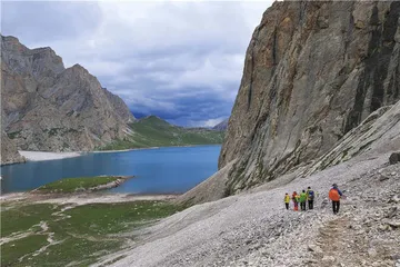 乌孙古道：穿行在天山