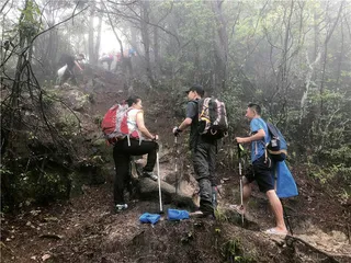 暴雨中的武功山徒步2