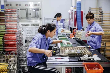 丹阳：镜片行业为何不会搬走？