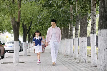 电视剧中的父亲为何总那么弱势