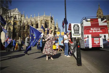 英国脱欧依旧悬滞
