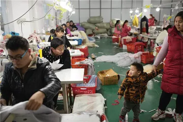丁集婚纱小镇：一个产业转移样本1