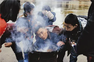 25人乡村小学的一顿饭：改变的和无法改变的1