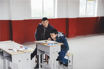 25人乡村小学的一顿饭：改变的和无法改变的2