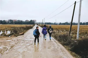 25人乡村小学的一顿饭：改变的和无法改变的3