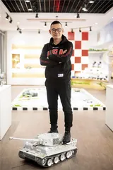 圣诞季的玩具生产基地2