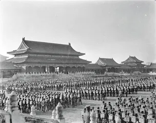 中国：融入现代世界