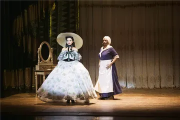 音乐剧里的现代版斯嘉丽1