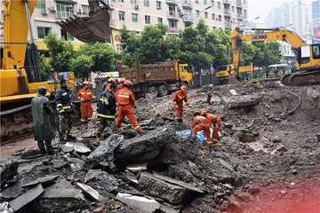 达州地陷：消失在马路上的生命