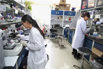 科研明星与贪污嫌犯1