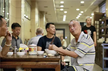 早安晨之美，泡在羊肉里的西安