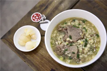 早安晨之美，泡在羊肉里的西安2