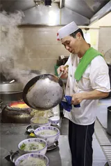 早安晨之美，泡在羊肉里的西安4