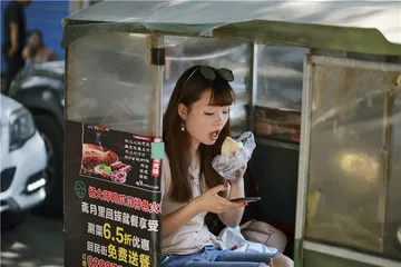 早安晨之美，泡在羊肉里的西安9