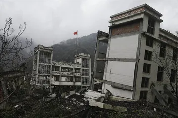 悲伤之上