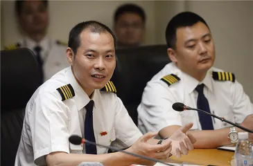 川航紧急备降背后：民航如何保证飞行安全？