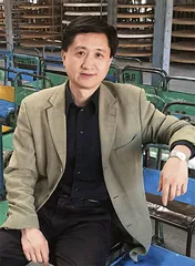 《红楼梦》中的“假”宝玉和“真真国”