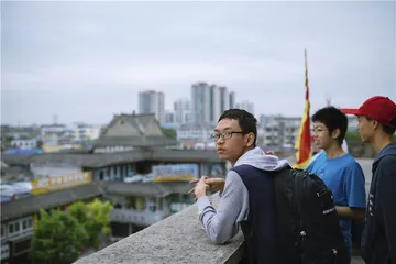 我的孩子读少年班，但他不是天才