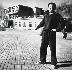 老人与山：无腿登山者夏伯渝的珠峰征途3