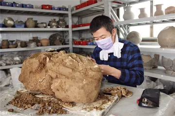 行唐故郡遗址：“掘出来”的古墓3