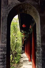 《北京法源寺》：寺庙中的《茶馆》3