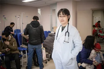 儿科：一场流感冲击下的脆弱诊室2