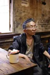 巴蜀茶馆：一碗茶里的市井与欢愉1