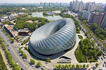 邵韦平：在复杂世界里建构