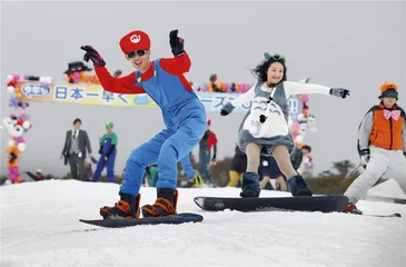 在长野穿越“林海雪原”