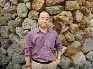 莫言：在深海里响亮沉重地呼吸（5）