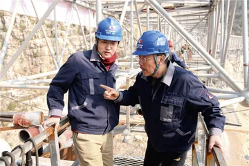 “天眼之父”南仁东：梦想与坚守1