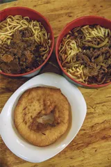 武汉深夜寻食：从小龙虾到草根家常3