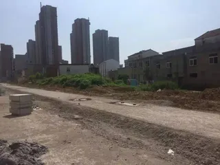 调查 | 4岁女童被埋身亡：家门口的“坟墓”1