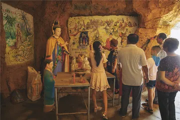 后山有座奶奶庙3