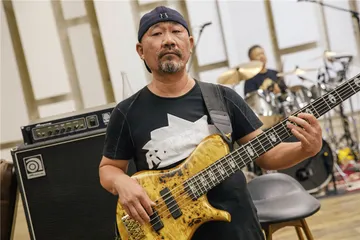 摇滚的“新晋网红”：黑豹乐队30年3