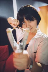 投放一张床，在城市巨洞1
