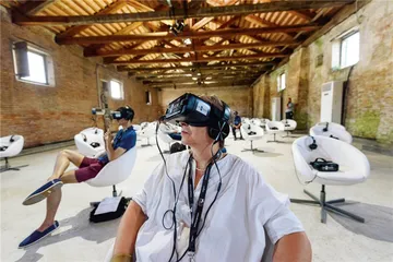 在威尼斯看VR电影