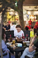 成都：吃得闹热，请得淡薄