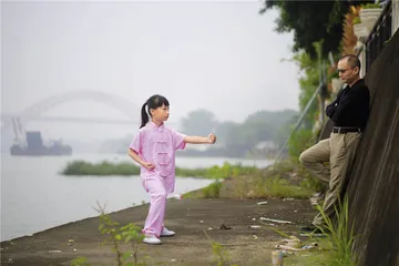 “轻文重武”：一个父亲的教育实验4