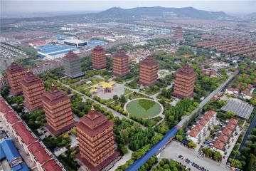寓言的转折：吴仁宝后的华西村1