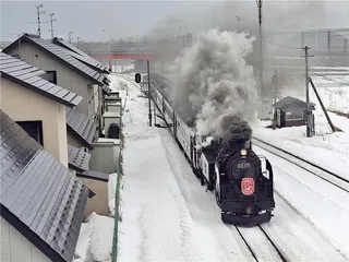 孟超，坐火车去吃顿肉夹馍1