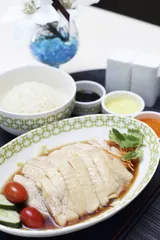 小国家，大胃口