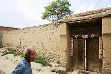 时空交错里的片断高承勇1