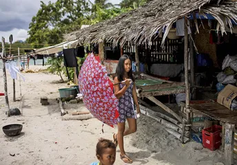 虚弱的后殖民地：南海漩涡中的菲律宾10