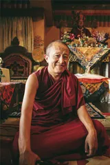“幸福”之下，真实的不丹
